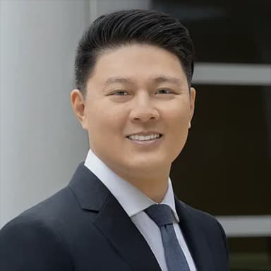 Brian Yu, portrait