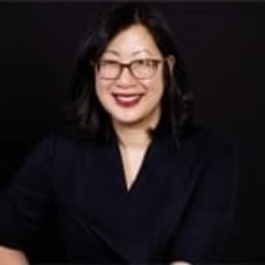 Veronica Moo, portrait